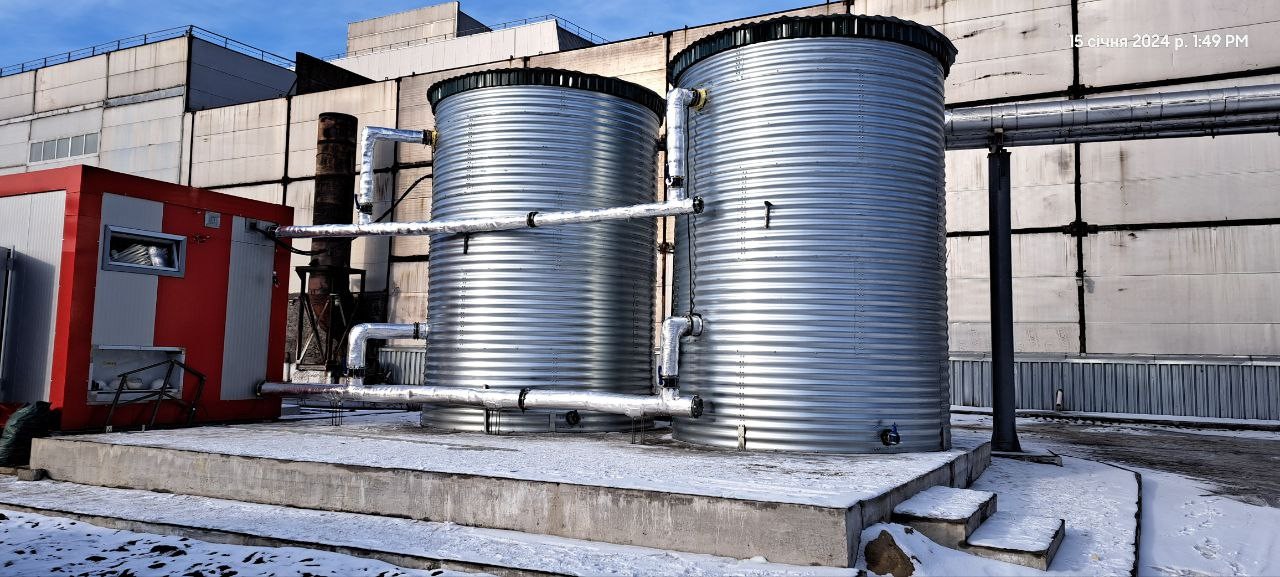 Резервуари UFP для ферм Ємності для води, кормів та технологічних процесів у тваринництві